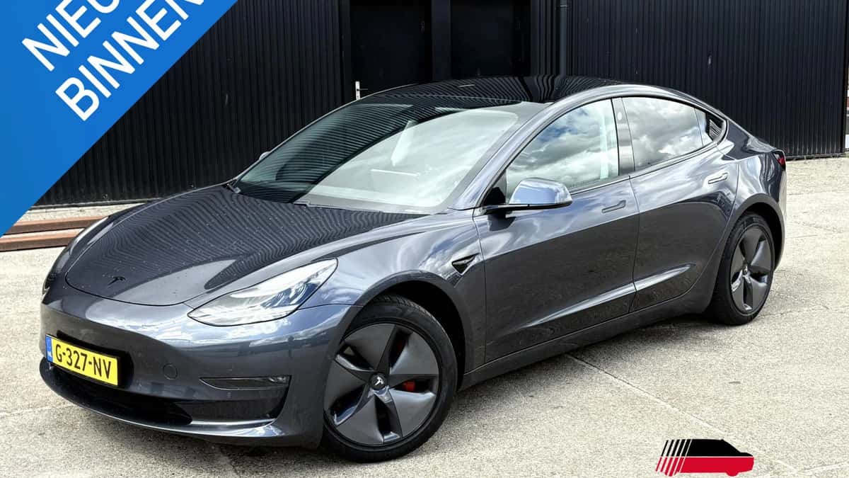 Tesla Model 3 (2019) — foto 1