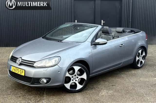 Volkswagen Golf (2015) thumbnail 1