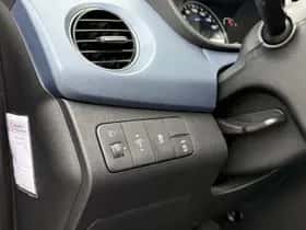 Hyundai i10 (2016) thumbnail 17