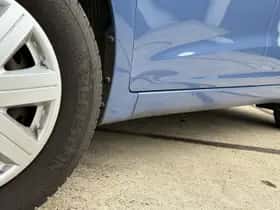 Hyundai i10 (2016) thumbnail 3
