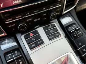 Porsche Panamera (2014) thumbnail 39