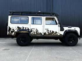 Land Rover Defender (2006) thumbnail 22
