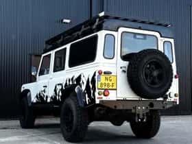 Land Rover Defender (2006) thumbnail 26