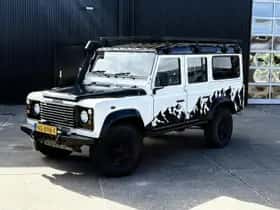 Land Rover Defender (2006) thumbnail 4