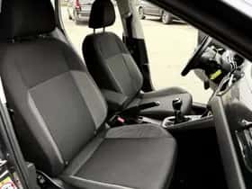 Volkswagen Polo (2022) thumbnail 6