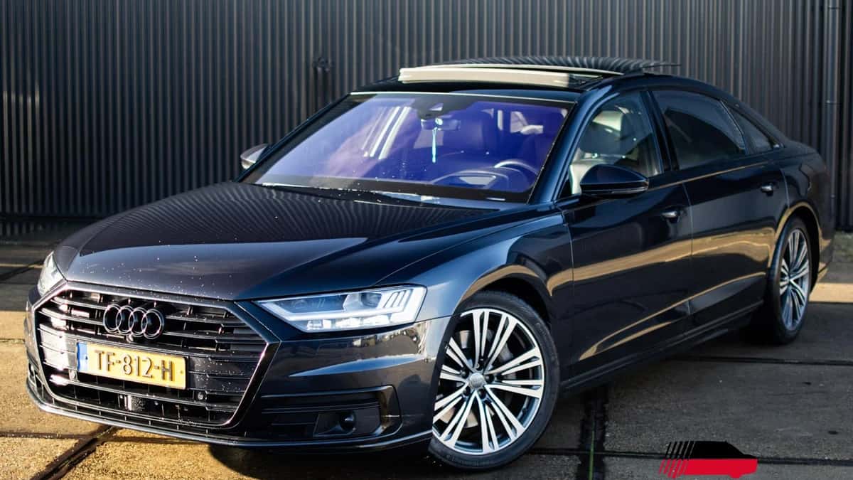 Audi A8 (2018) — foto 1
