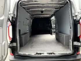 Volkswagen Transporter (2024) thumbnail 21