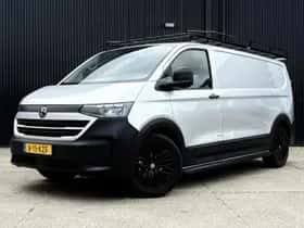 Volkswagen Transporter (2024) thumbnail 4