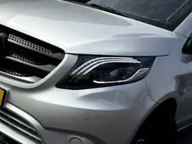 Mercedes-Benz Vito (2021) thumbnail 2