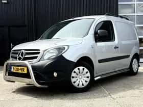Mercedes-Benz Citan (2019) thumbnail 2