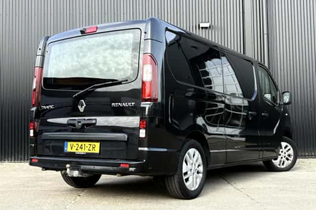Renault Trafic (2019) thumbnail 2