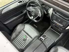 Mercedes-Benz GLS-Klasse (2016) thumbnail 16