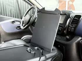 Opel Vivaro (2017) thumbnail 11