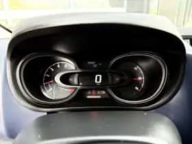 Opel Vivaro (2017) thumbnail 15