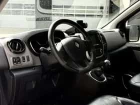 Renault Trafic (2018) thumbnail 3