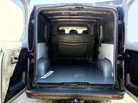 Opel Vivaro (2018) thumbnail 12
