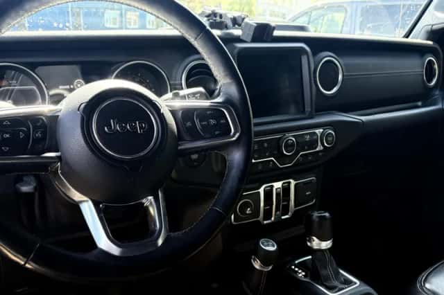 Jeep Wrangler (2019) thumbnail 4
