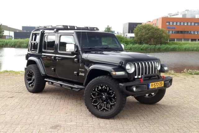 Jeep Wrangler (2019) thumbnail 6