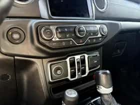 Jeep Wrangler (2019) thumbnail 7