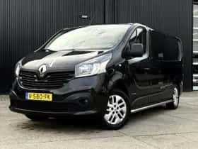 Renault Trafic (2017) thumbnail 2