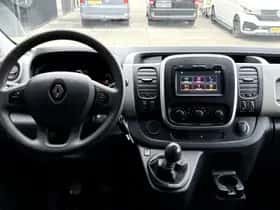 Renault Trafic (2017) thumbnail 25