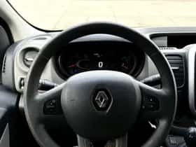 Renault Trafic (2017) thumbnail 6