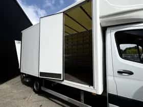 Mercedes-Benz Sprinter (2023) thumbnail 5