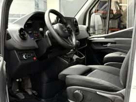 Mercedes-Benz Sprinter (2023) thumbnail 8