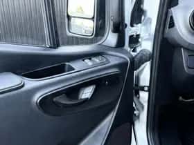Mercedes-Benz Sprinter (2024) thumbnail 11