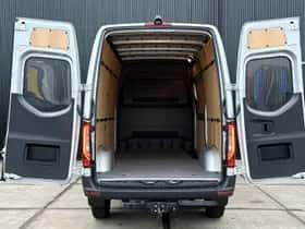 Mercedes-Benz Sprinter (2024) thumbnail 32
