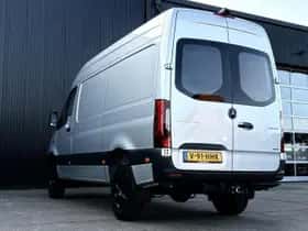 Mercedes-Benz Sprinter (2024) thumbnail 43