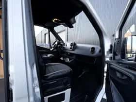 Mercedes-Benz Sprinter (2024) thumbnail 47