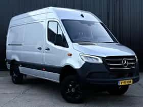 Mercedes-Benz Sprinter (2024) thumbnail 52