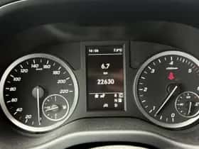 Mercedes-Benz Vito (2022) thumbnail 7