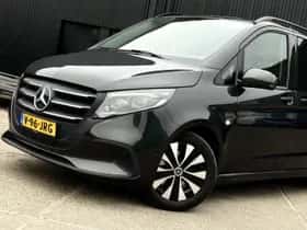 Mercedes-Benz Vito (2024) thumbnail 2