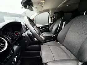 Mercedes-Benz Vito (2024) thumbnail 4