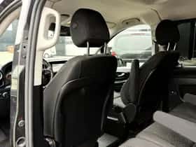 Mercedes-Benz Vito (2024) thumbnail 8