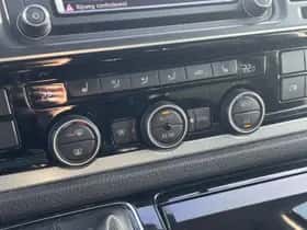 Volkswagen Caravelle (2019) thumbnail 15