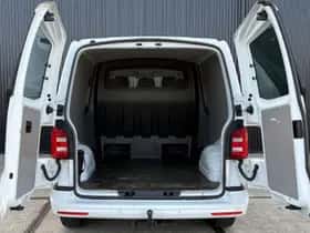 Volkswagen Transporter (2020) thumbnail 5