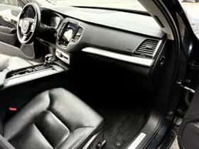 Volvo XC90 thumbnail 21