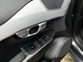 Volvo XC90 thumbnail 8