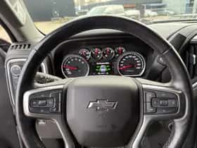 Chevrolet Silverado (2022) thumbnail 16