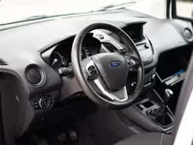 Ford Transit Courier (2023) thumbnail 2