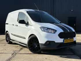 Ford Transit Courier (2023) thumbnail 7