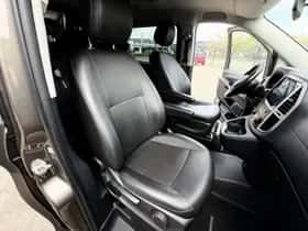 Mercedes-Benz Vito (2016) thumbnail 8