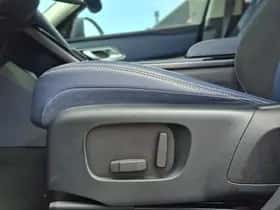 Land Rover Range Rover Velar (2019) thumbnail 12