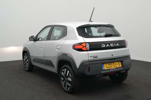 Dacia Spring (2025) thumbnail 3