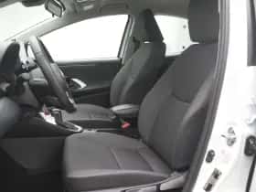 Toyota Yaris (2023) thumbnail 13