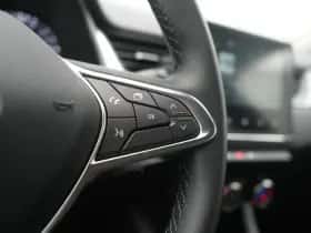 Renault Captur (2022) thumbnail 15