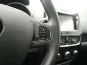 Renault Clio (2016) thumbnail 17